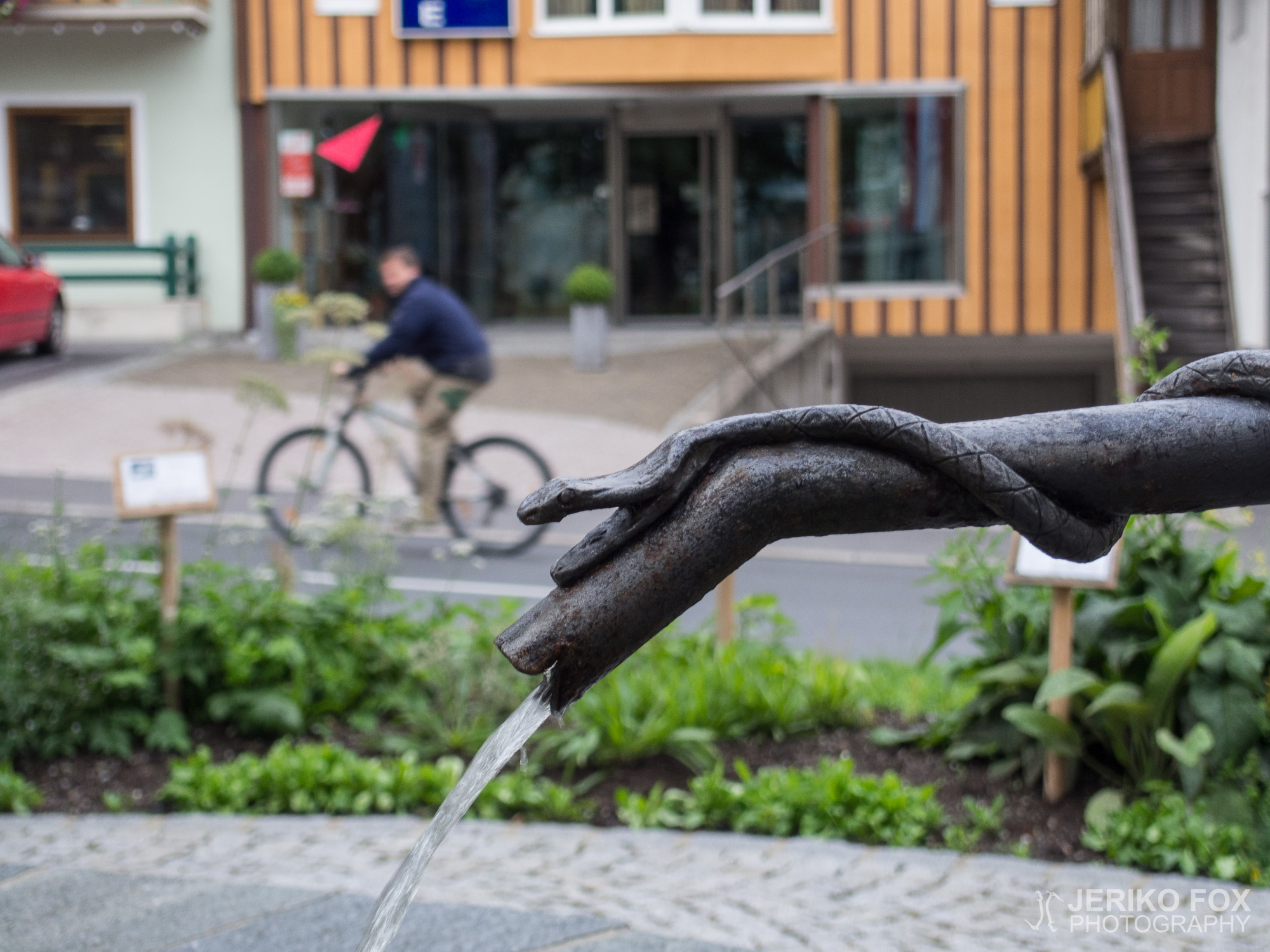JFRM-2015-08-0075