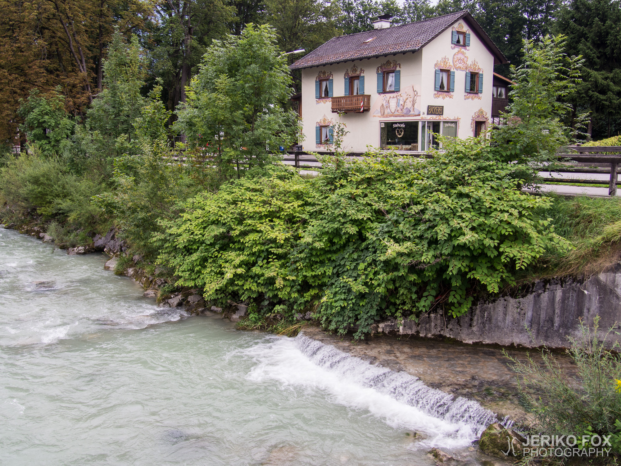JFRM-2015-08-0202
