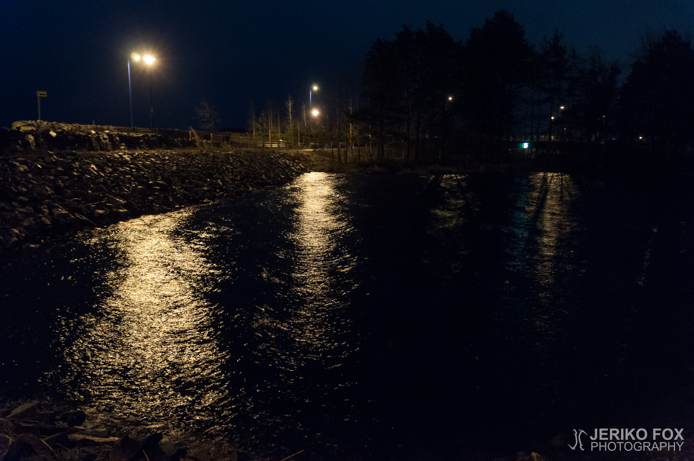 JFRM-2015-11-0572