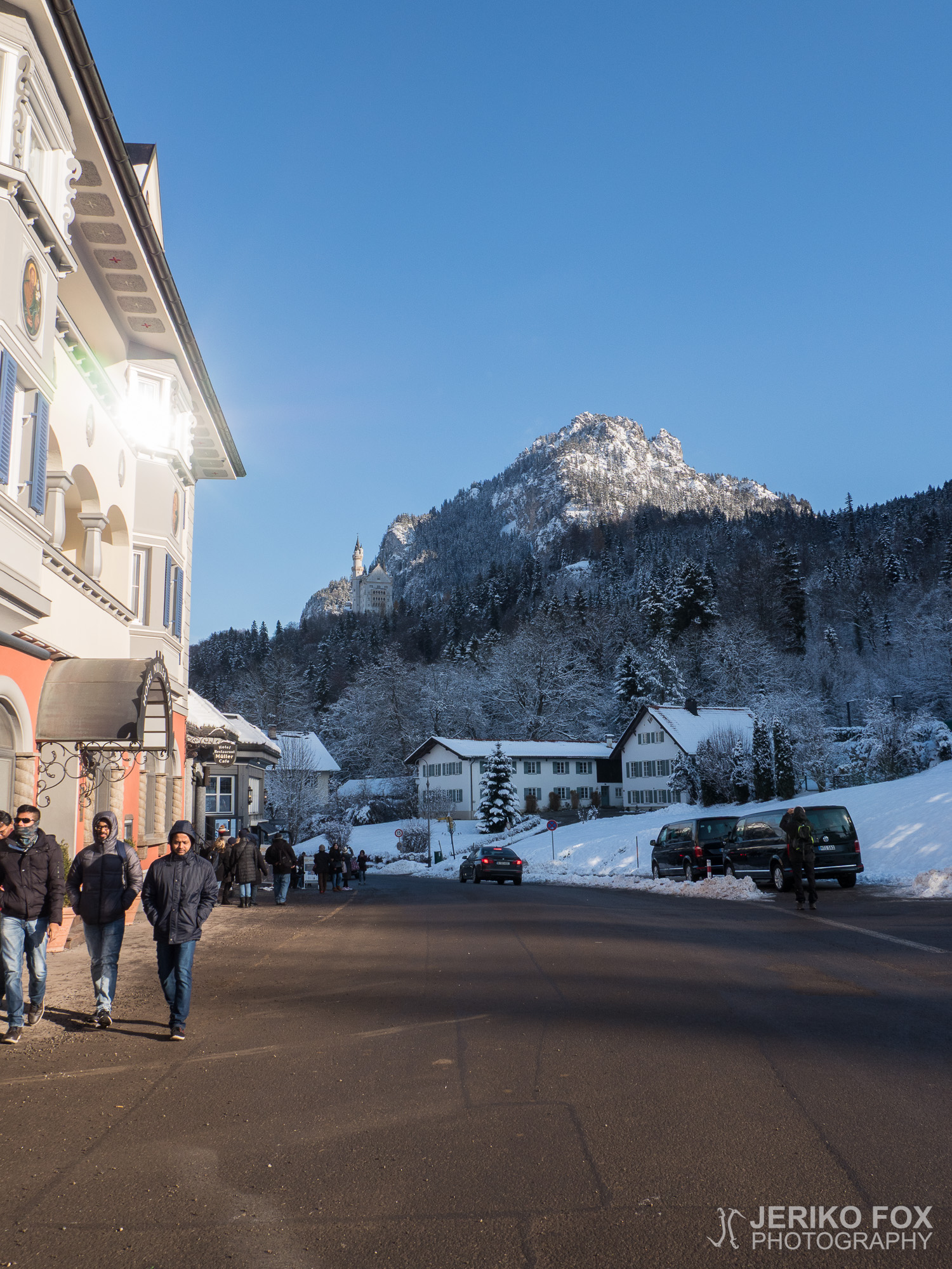 JFRM-2017-12-0882