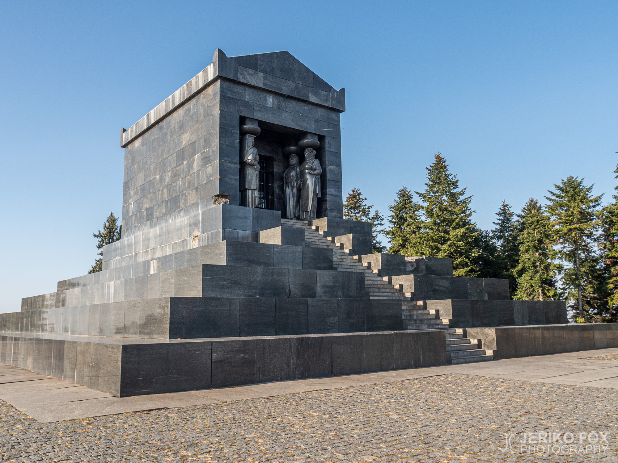 JFRM-2018-10-0720